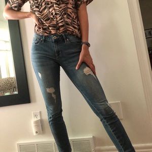 Distressed Guess jeans